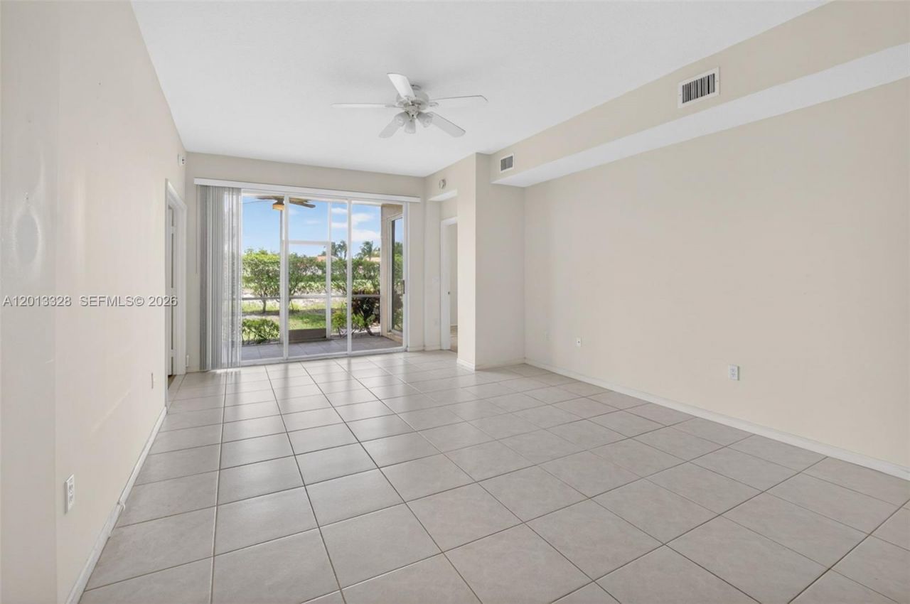 12474 Crystal Pointe Dr , Unit 101, Boynton Beach, FL 33437 Photo