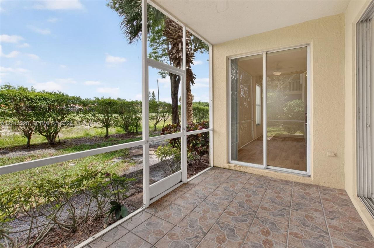 12474 Crystal Pointe Dr , Unit 101, Boynton Beach, FL 33437 Photo
