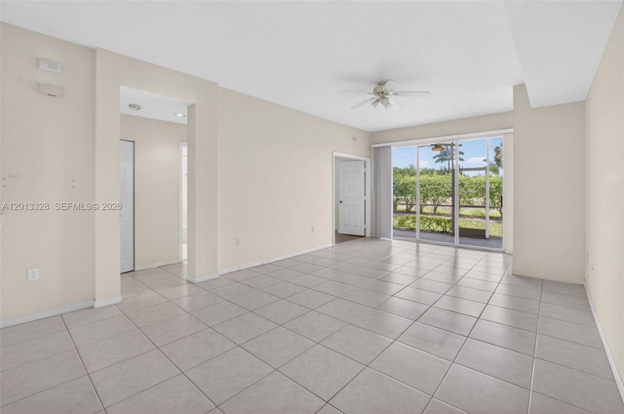 12474 Crystal Pointe Dr , Unit 101, Boynton Beach, FL 33437 Photo