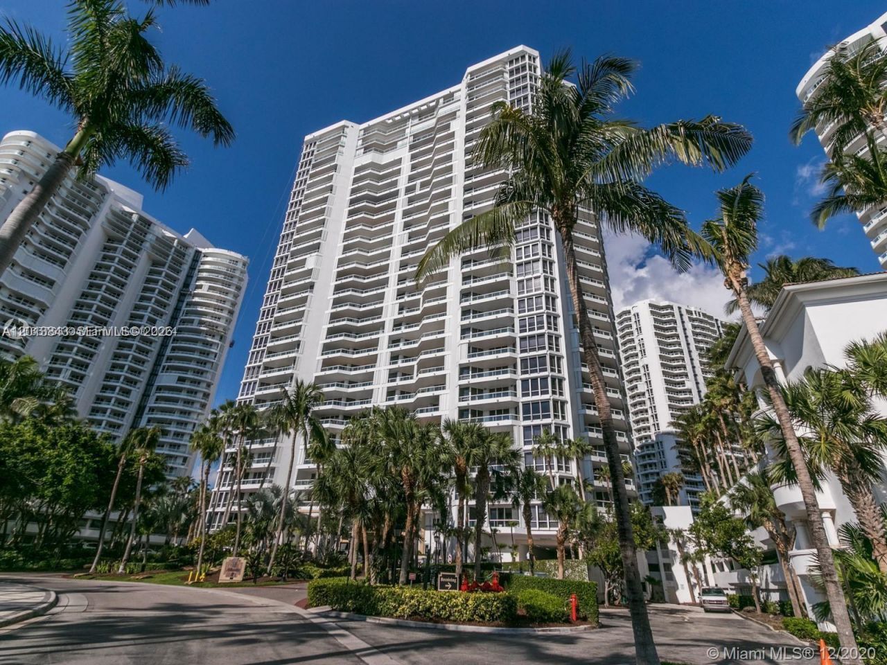 21150 Point Pl , Unit 405, Aventura, FL 33180 Photo