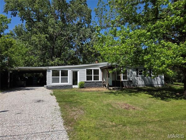 1619 Sequoya Ih Road, Cuba, MO 65453