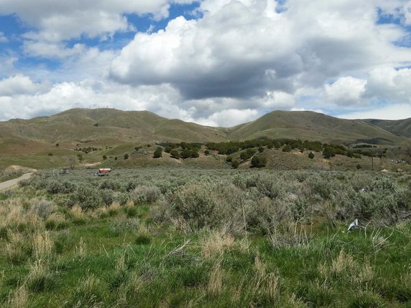231 ACRES S 5TH AVE, Pocatello, ID 83201