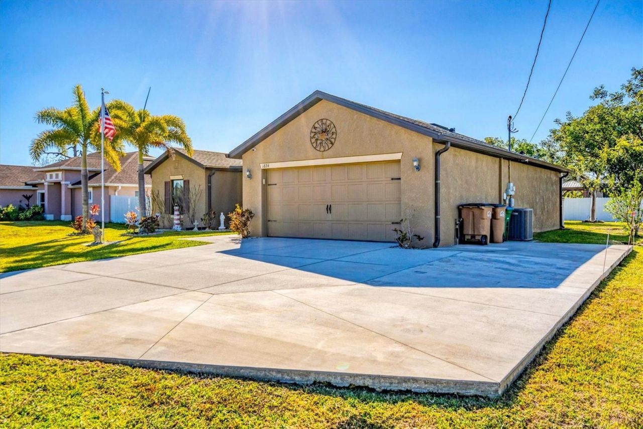 1826 SW Trafalgar Parkway , Cape Coral, FL 33991 Photo