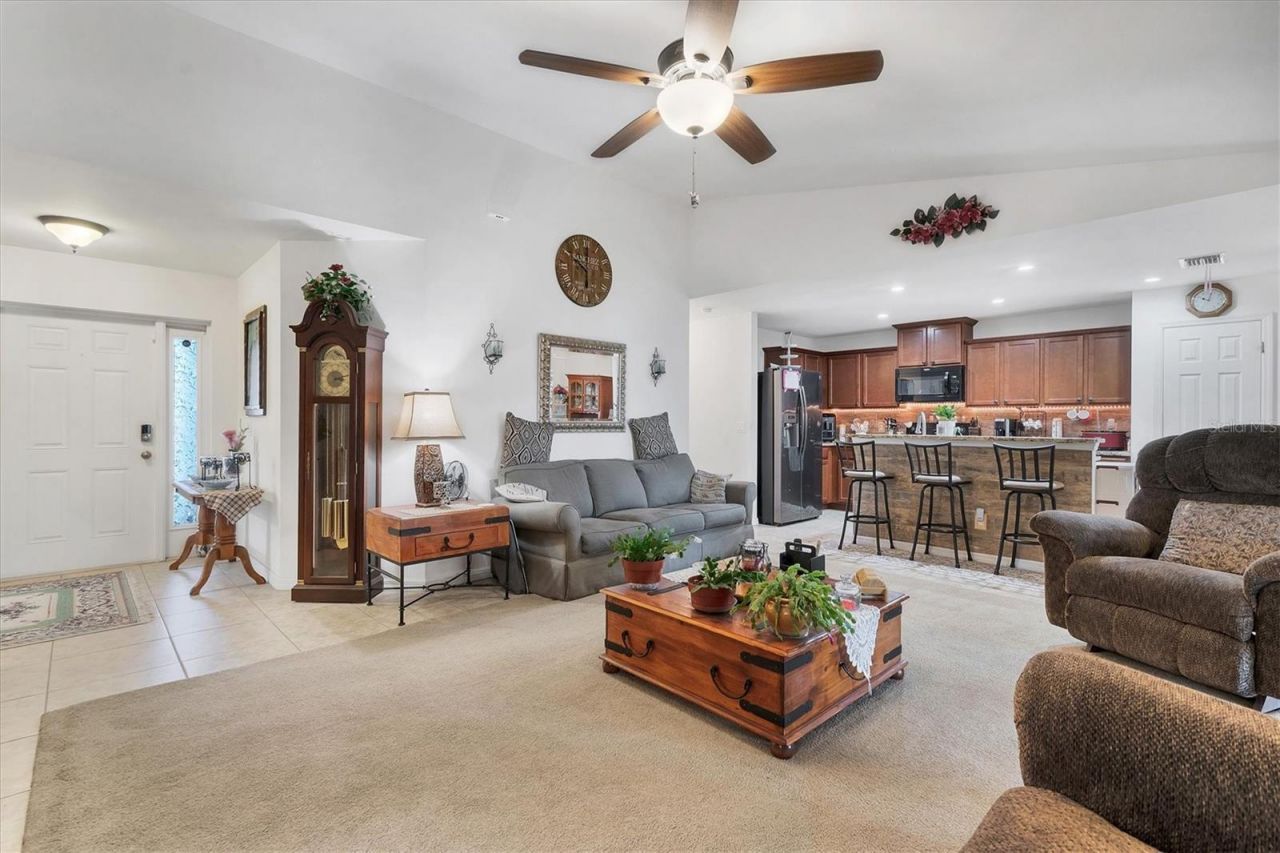 1826 SW Trafalgar Parkway , Cape Coral, FL 33991 Photo