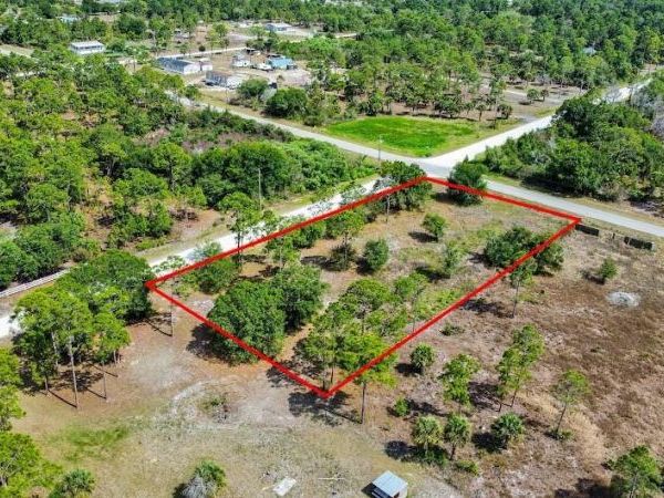 593 HUNTING CLUB AVENUE , CLEWISTON, FL 33440