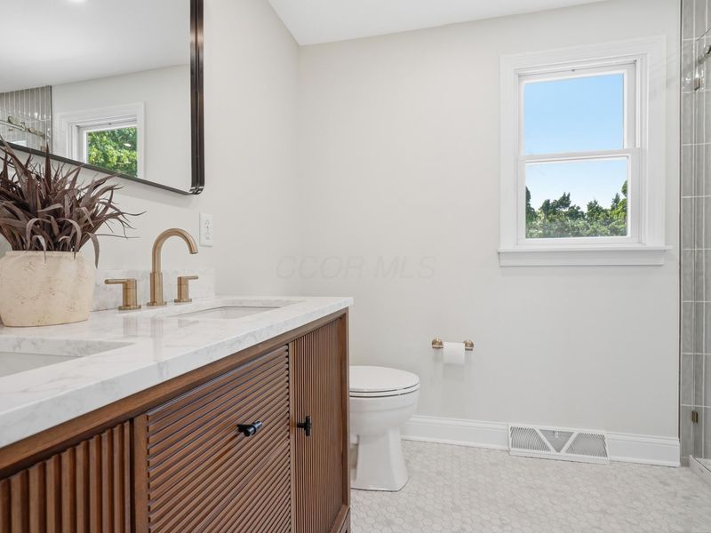 4423 Woodbridge Road, Columbus, OH 43220 Photo 30
