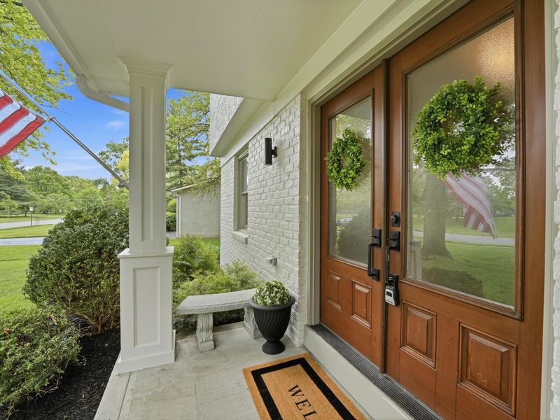 4423 Woodbridge Road, Columbus, OH 43220 Photo 4