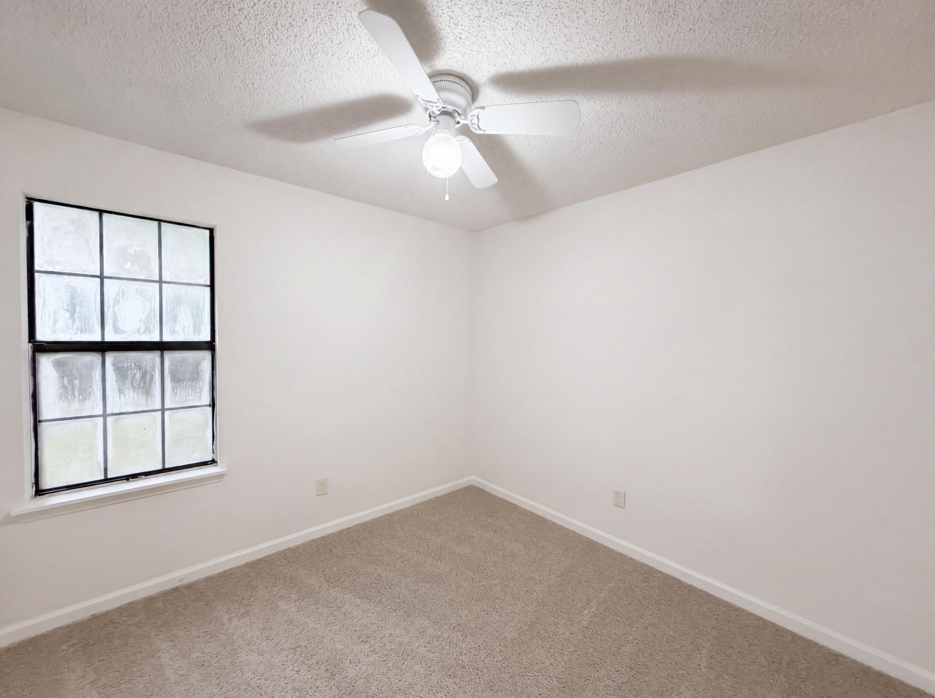 422 Allen Court Photo 11