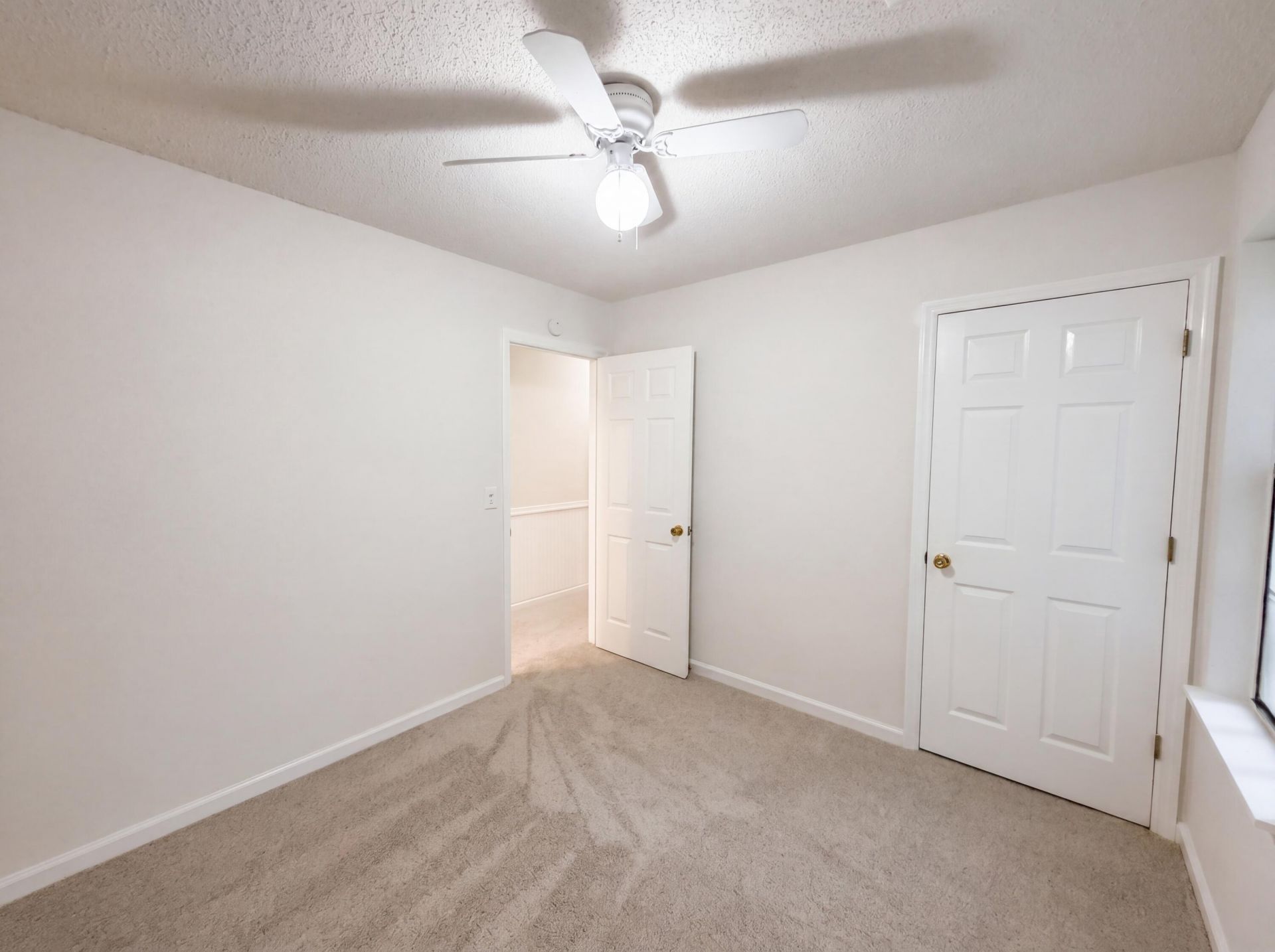 422 Allen Court Photo 12