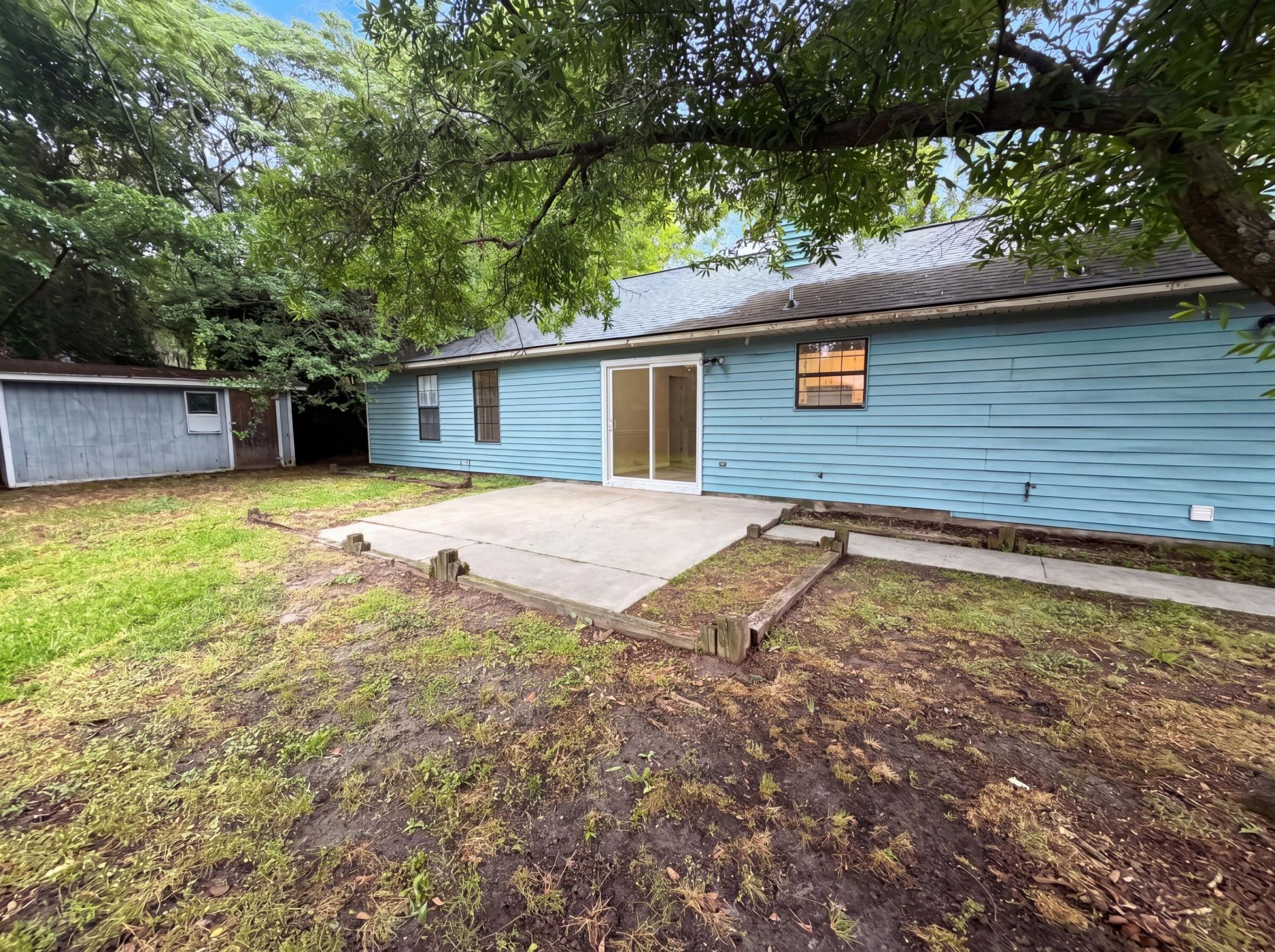 422 Allen Court Photo 15