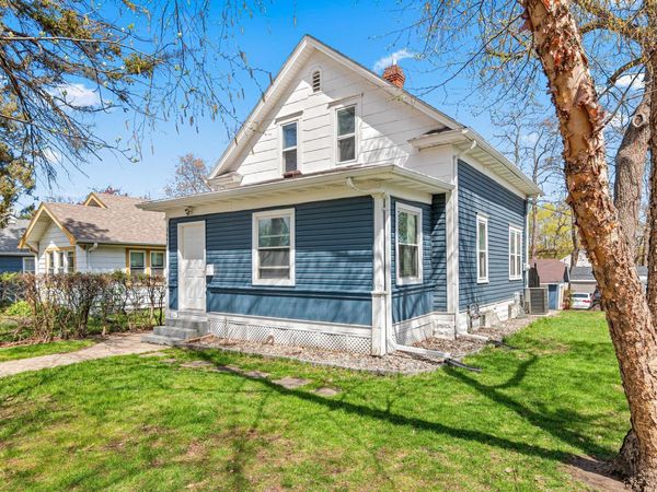 2640 Sheridan Avenue N, Minneapolis, MN 55411