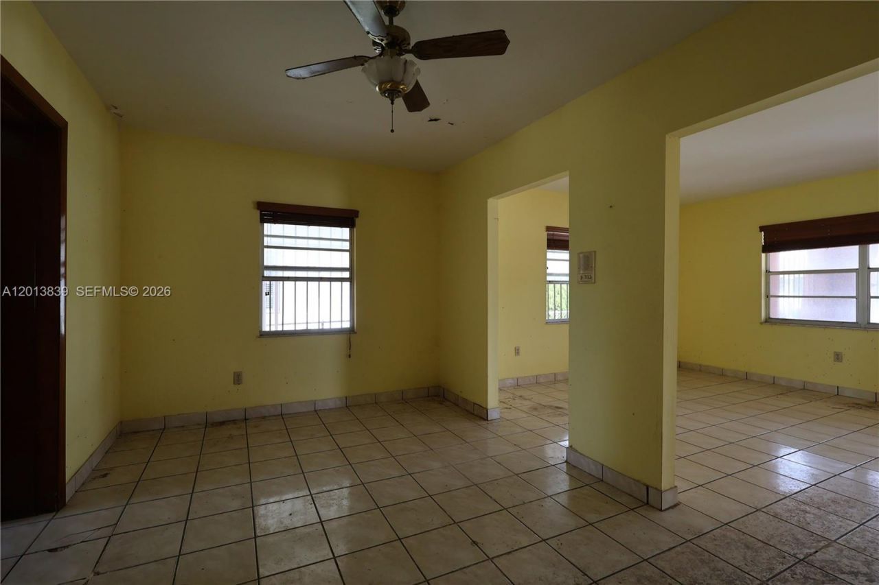 Please Call For Address, Miami, FL 33125 Photo