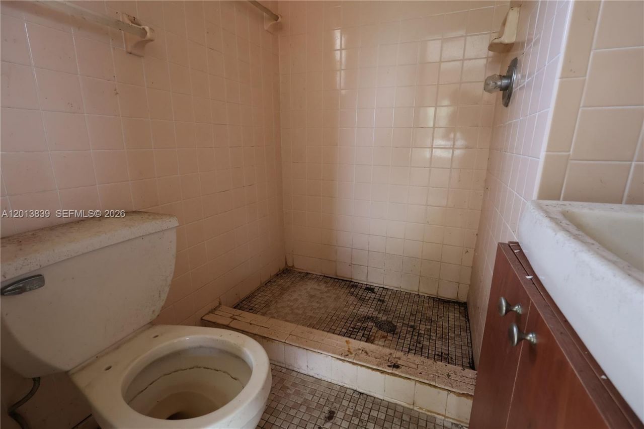 Please Call For Address, Miami, FL 33125 Photo