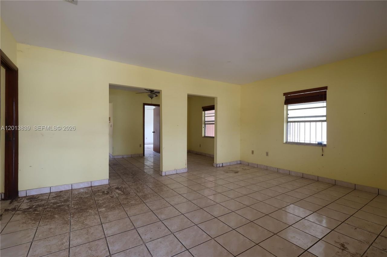 Please Call For Address, Miami, FL 33125 Photo