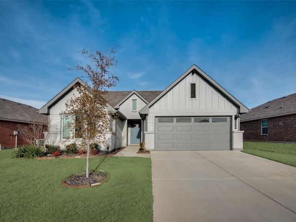 1508 Forest Park Drive, Alvarado, TX 76009