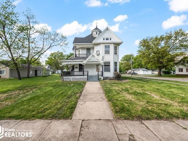 202 W Poplar Street, Bloomfield, IA 52537