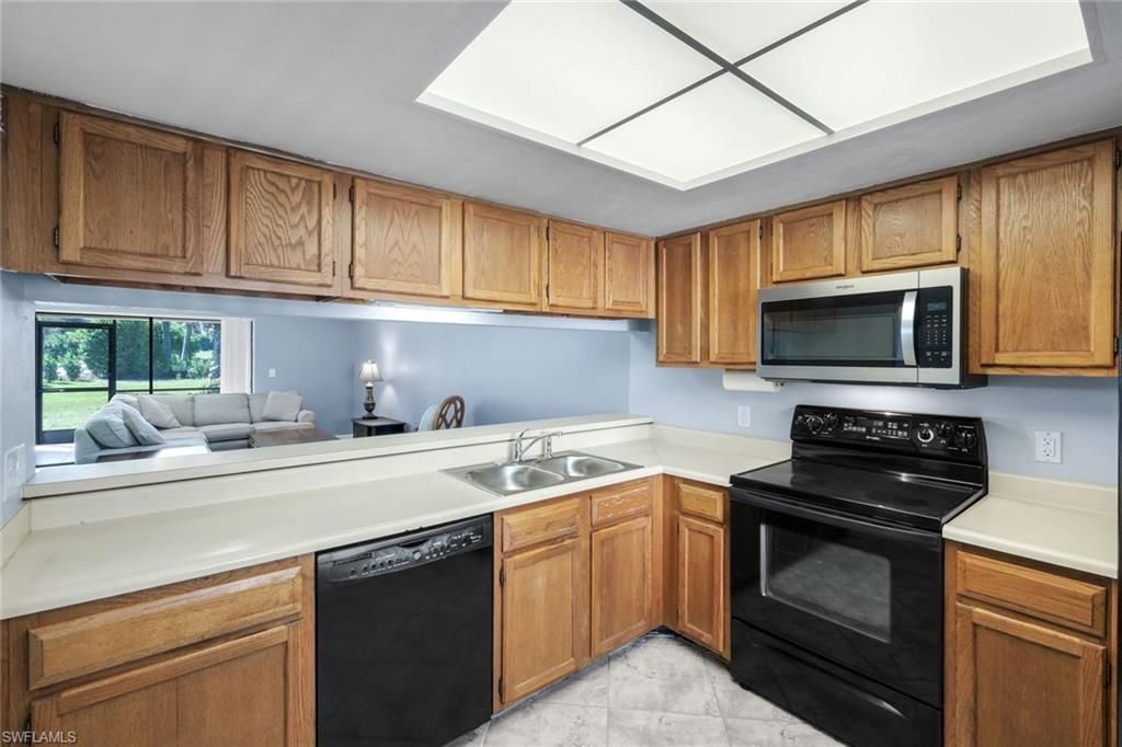 5857 101 Rd , Unit 101, Naples, FL 34113 Photo