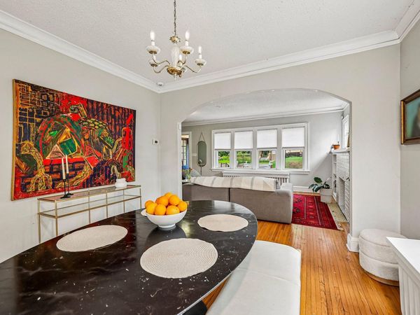 1218 Queen Avenue N, Minneapolis, MN 55411