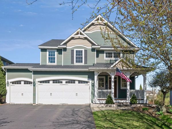3917 Valencia Lane , Chaska, MN 55318