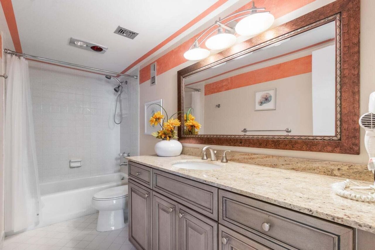 5440 N Ocean Drive, Unit 505, Riviera Beach, FL 33404 Photo