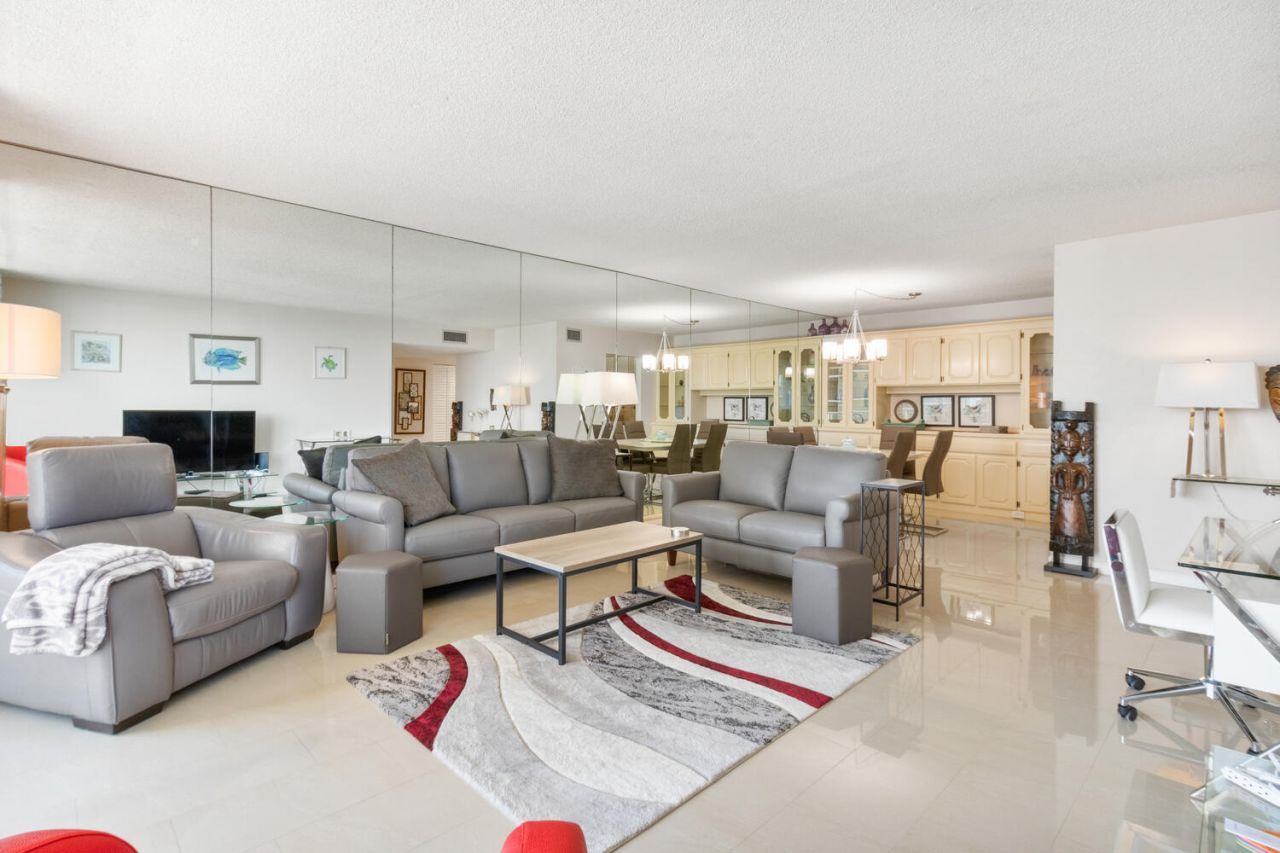 5440 N Ocean Drive, Unit 505, Riviera Beach, FL 33404 Photo