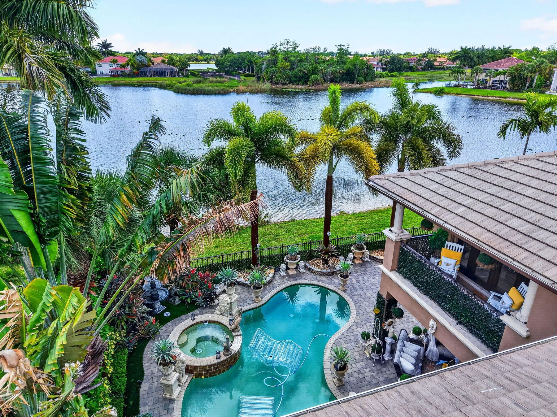 611 Edgebrook Lane, Royal Palm Beach, FL 33411 Photo