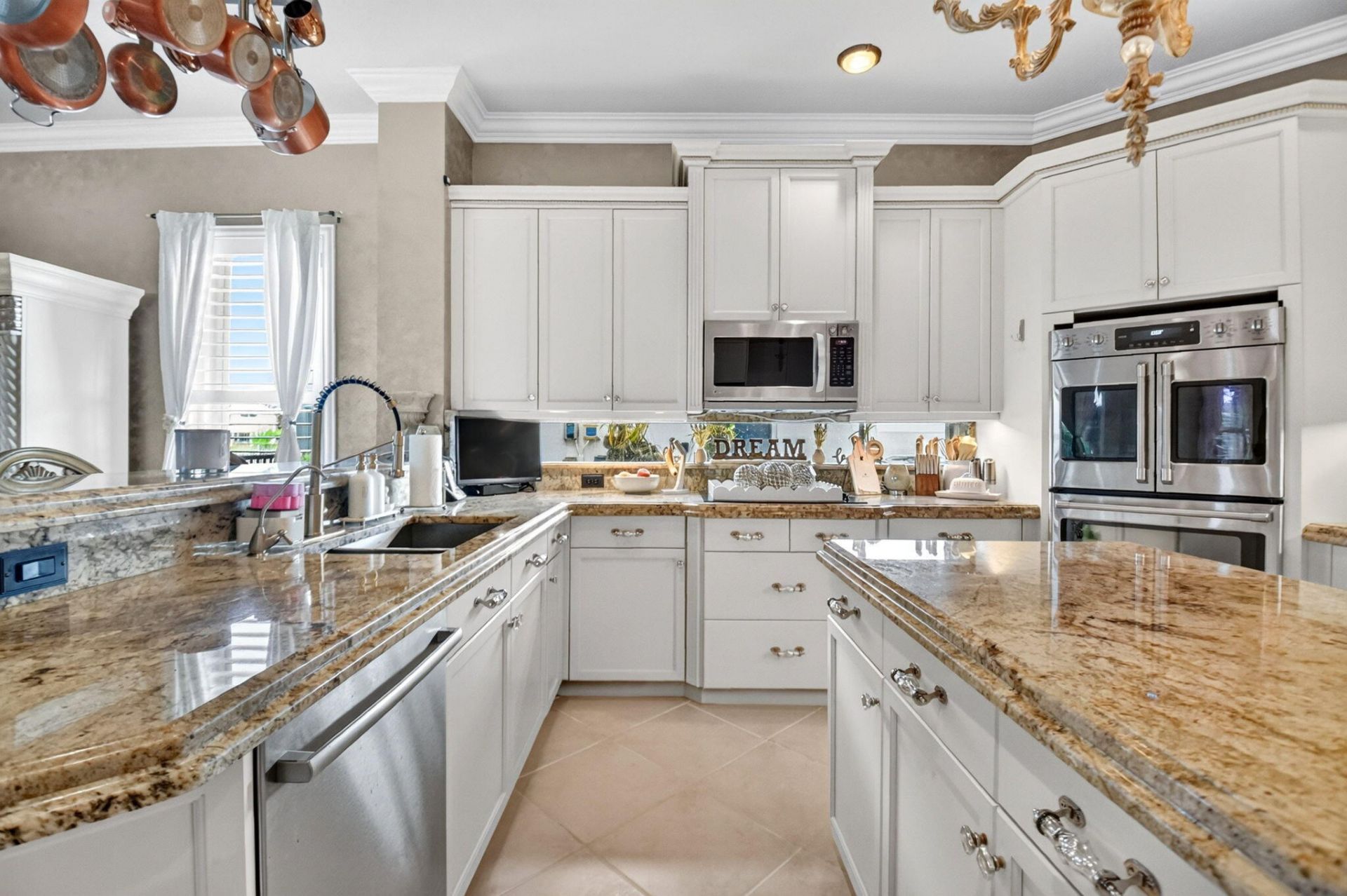 611 Edgebrook Lane, Royal Palm Beach, FL 33411 Photo