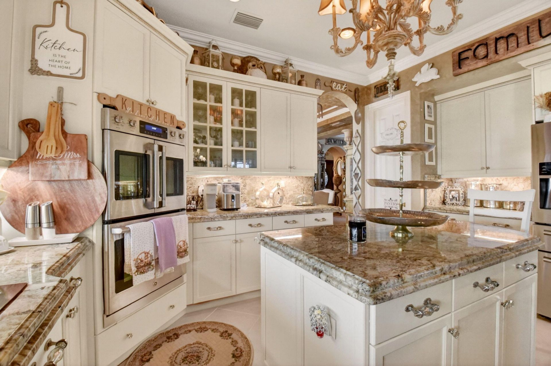 611 Edgebrook Lane, Royal Palm Beach, FL 33411 Photo