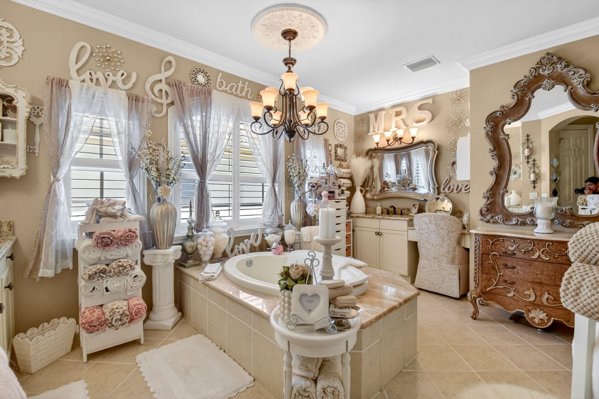 611 Edgebrook Lane, Royal Palm Beach, FL 33411 Photo
