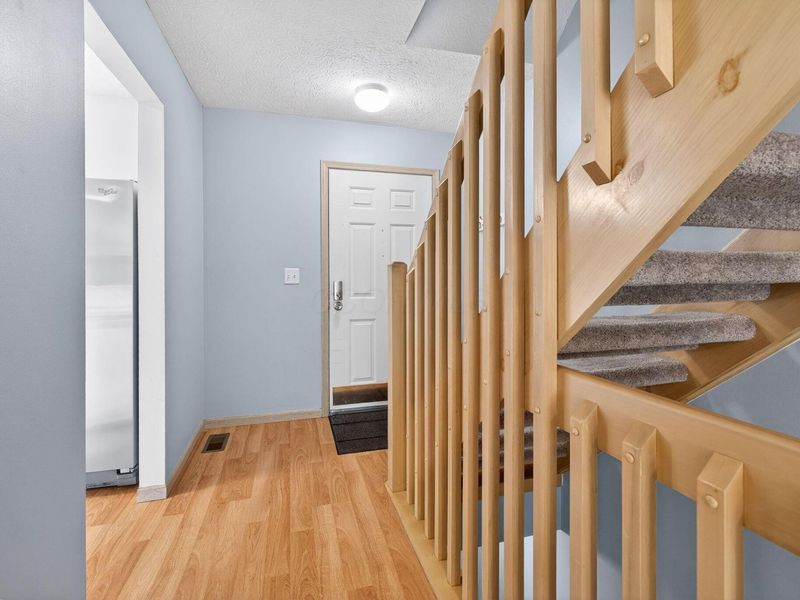 5627 Blendon Place Drive, Unit 79C, Columbus, OH 43230 Photo 5