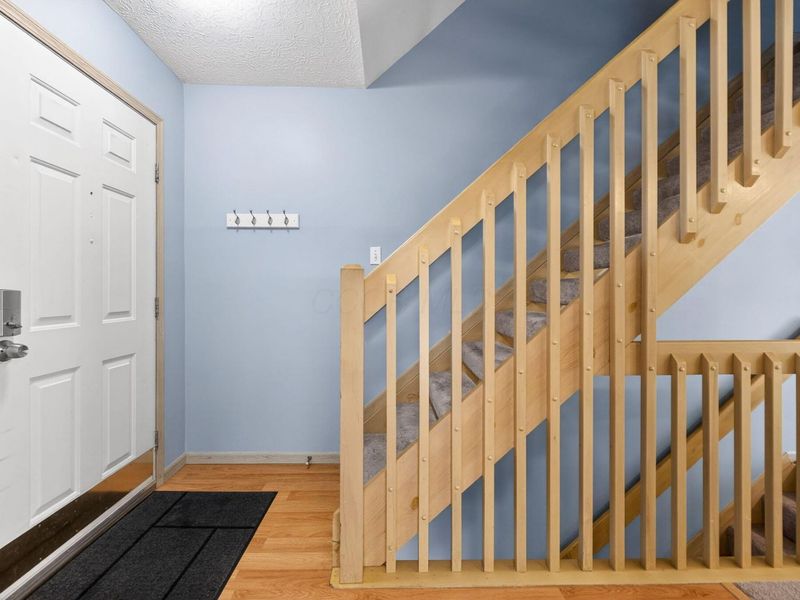 5627 Blendon Place Drive, Unit 79C, Columbus, OH 43230 Photo 6