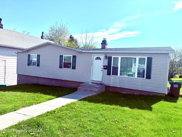 1111 Centre Street, Freeland, PA 18224