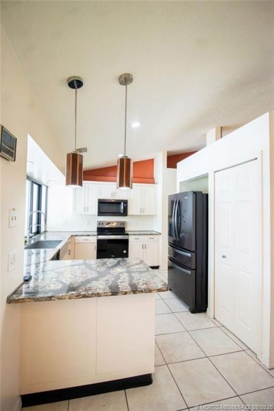 2274 SE Tiffany Avenue, Port Saint Lucie, FL 34952 Photo
