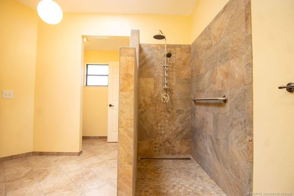 2274 SE Tiffany Avenue, Port Saint Lucie, FL 34952 Photo
