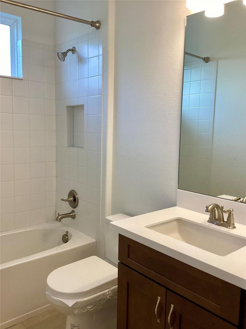 10705 Fieldstone Drive, Palmetto, FL 34221 Photo