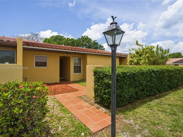 8614 SW 147th Pl , Miami, FL 33193