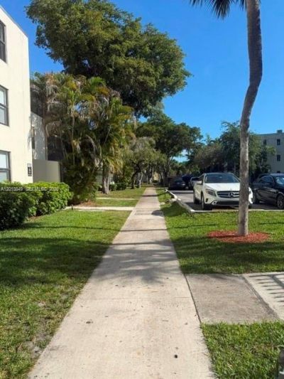 20381 NE 30th Ave, Unit 118-7, Aventura, FL 33180 Photo