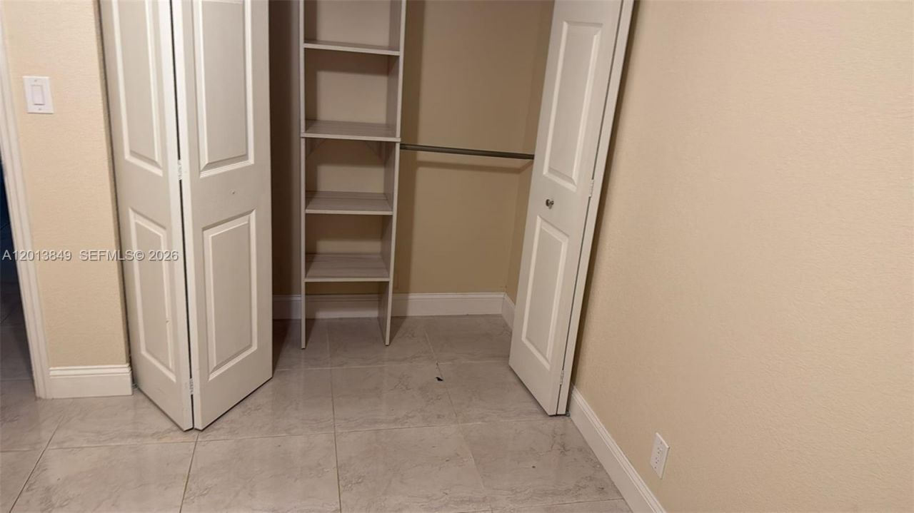 20381 NE 30th Ave, Unit 118-7, Aventura, FL 33180 Photo