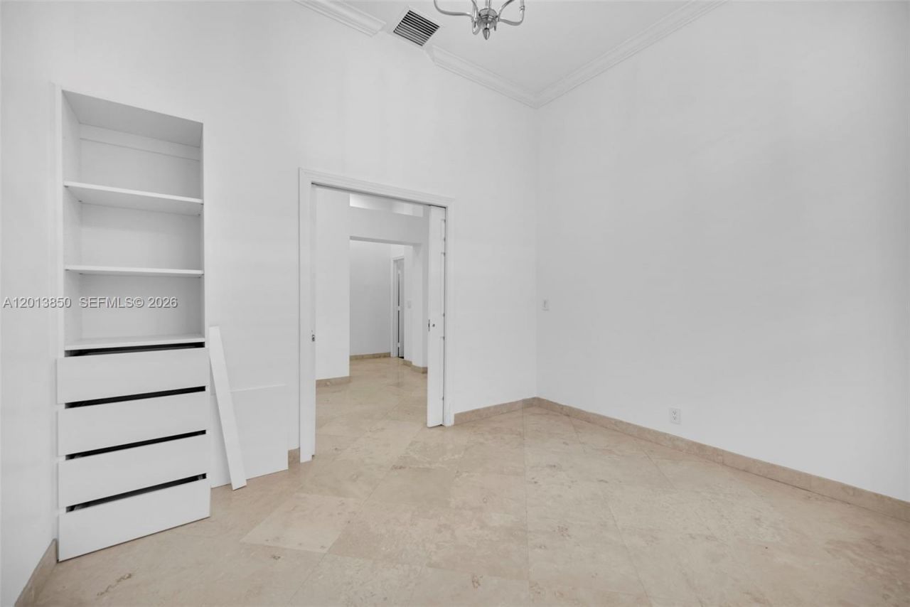 2468 Bay Isle Court , Weston, FL 33327 Photo