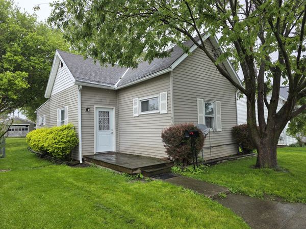 1030 Hendricks Avenue, Saint Marys, OH 45885