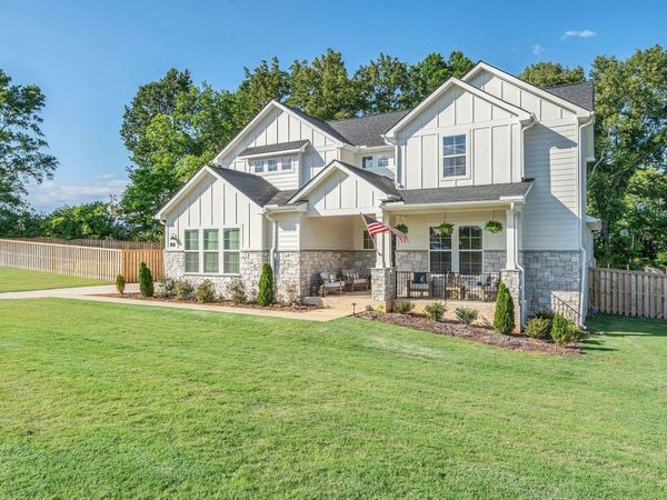 219 Applewood Court, Huntsville, AL 35811