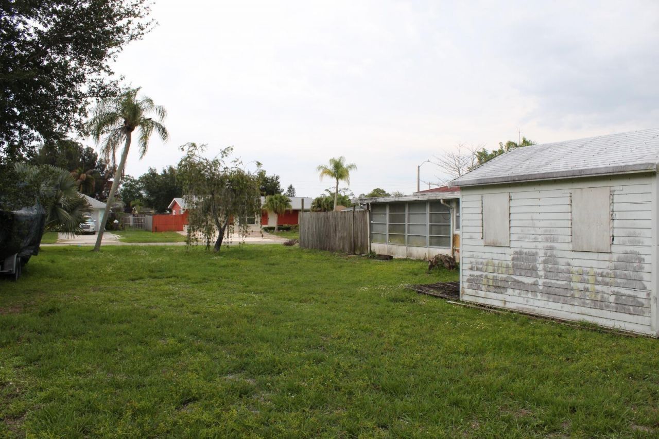 201 NE Midfield Lane, Port Saint Lucie, FL 34983 Photo