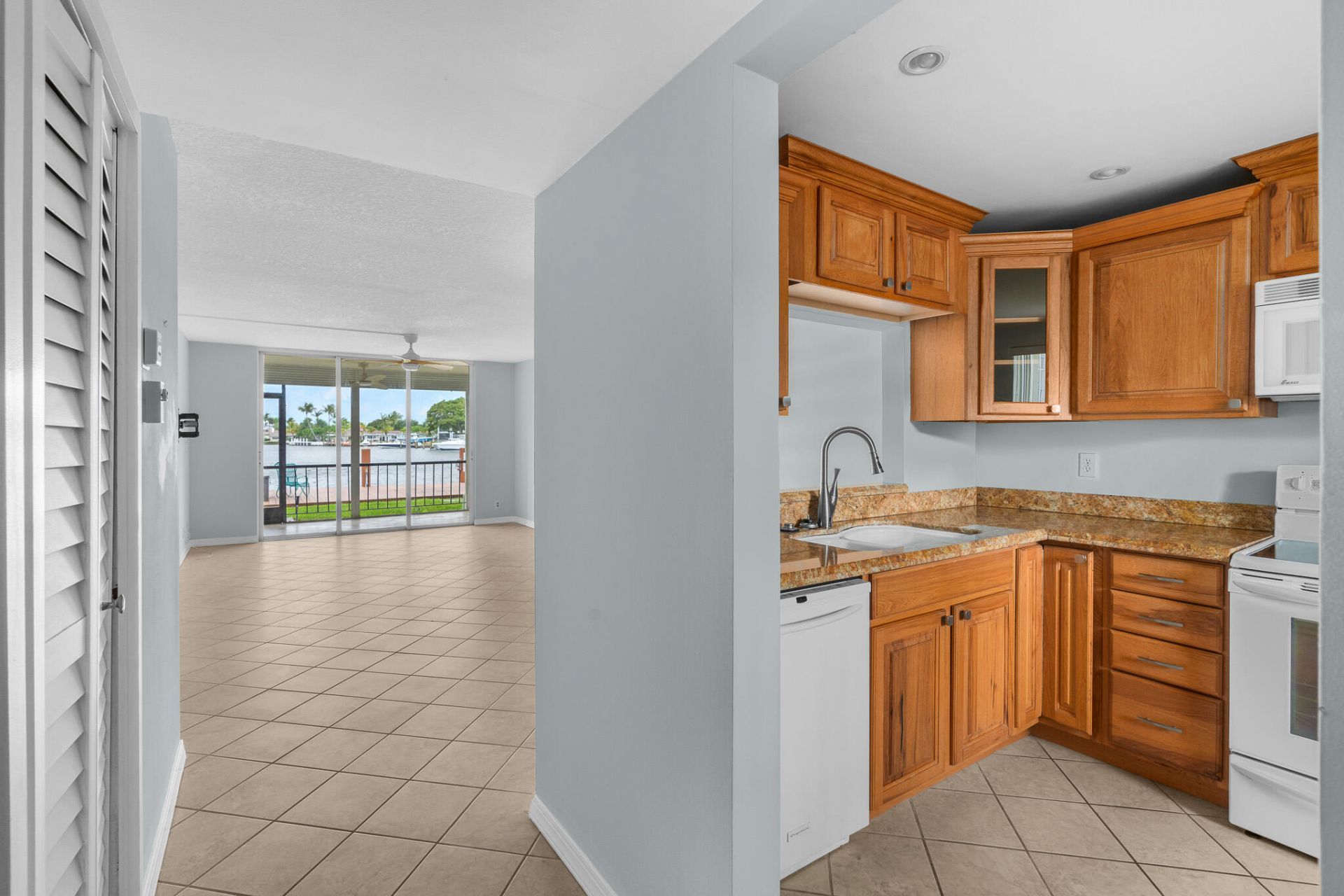 777 S Federal Highway, Unit G103, Pompano Beach, FL 33062 Photo