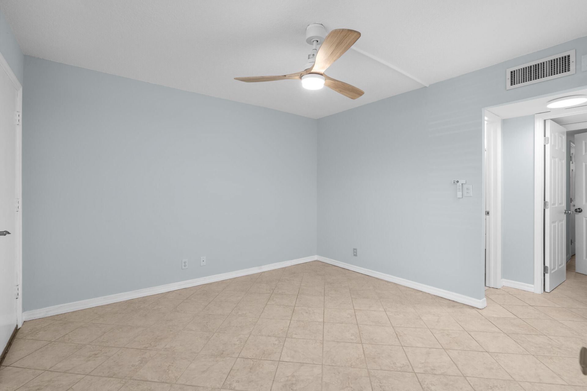 777 S Federal Highway, Unit G103, Pompano Beach, FL 33062 Photo