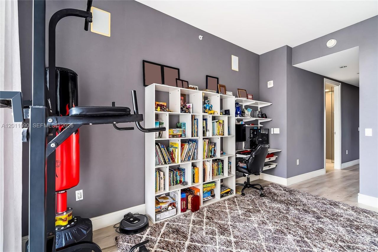 3300 NE 188th St , Unit 216, Aventura, FL 33180 Photo