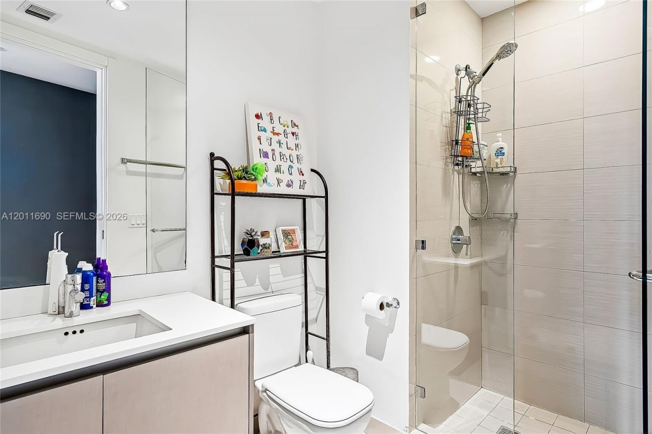 3300 NE 188th St , Unit 216, Aventura, FL 33180 Photo