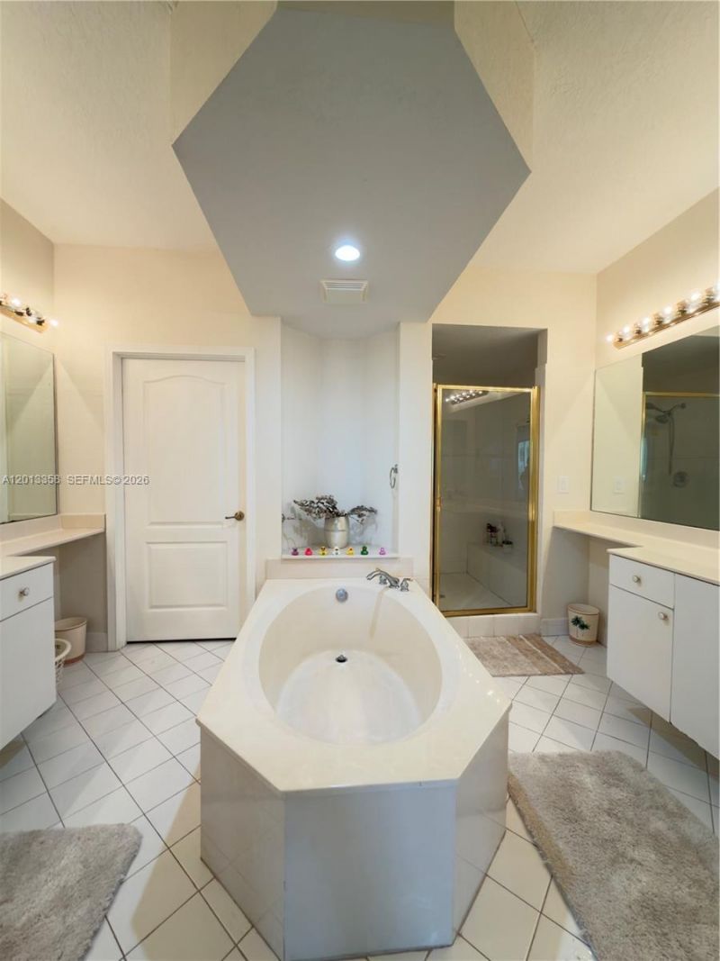 10720 NW 66th St , Unit 510, Doral, FL 33178 Photo