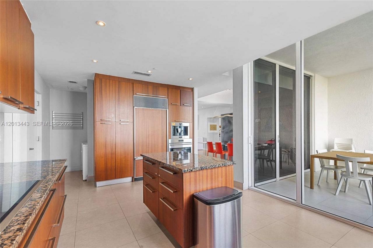 16001 Collins Ave, Unit 506, Sunny Isles Beach, FL 33160 Photo