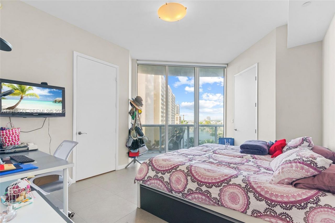 16001 Collins Ave, Unit 506, Sunny Isles Beach, FL 33160 Photo
