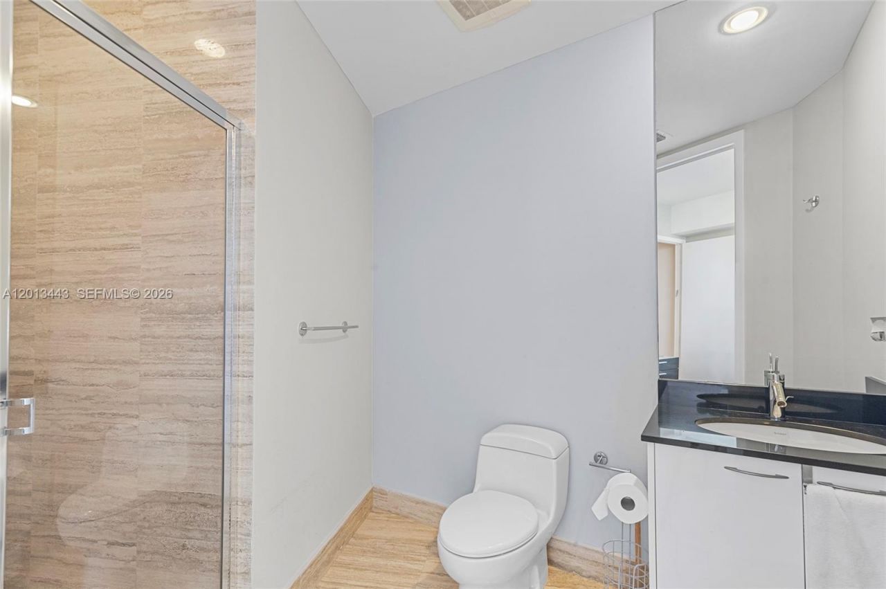 16001 Collins Ave, Unit 506, Sunny Isles Beach, FL 33160 Photo